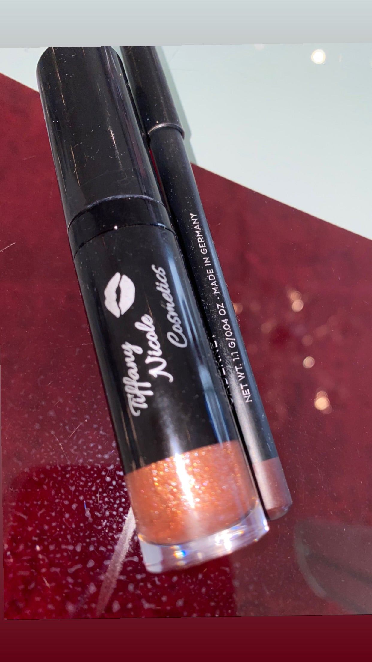 Kenrick Gloss & Cabernet Liner